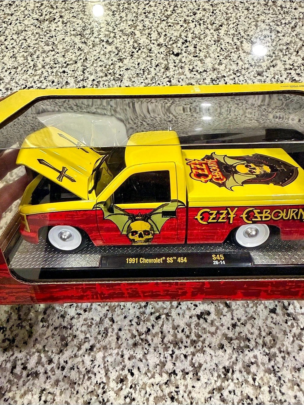 M2 Machines Ozzy Osbourne Rock Legends 1991 Chevrolet SS 454 Pickup Truck